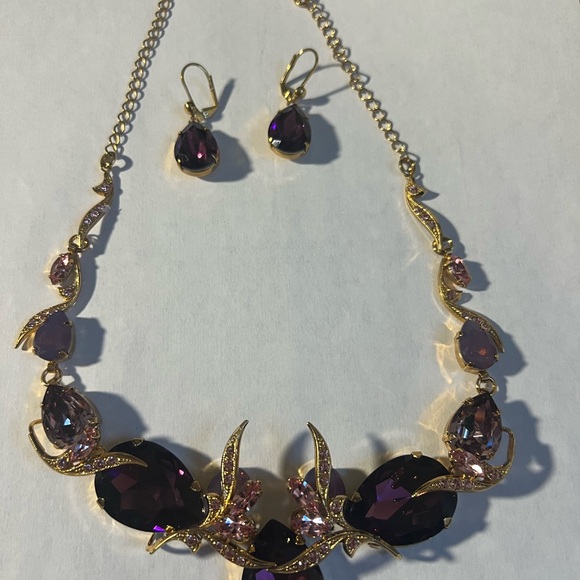 Luxurious Amethyst and Gold Necklace Set - Picture 3 of 16